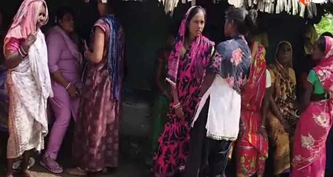 മിനിറ്റുകൾക്കുള്ളിൽ കൊന്നു തള്ളിയത് 80-കാരിയടക്കം ഒരു കുടുംബത്തിലെ മൂന്ന് പേരെ; ഞെട്ടൽ മാറാതെ ഒരു ഗ്രാമം; പ്രതി കസ്റ്റഡിയിൽ