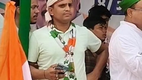 Congress worker