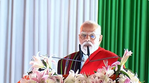 "മണിപ്പൂർ ധൈര്യത്തിന്റെ നാട്, ഇന്ത്യയുടെ പുരോഗതിയുടെ നിർണായക സ്തംഭം"; ചുരാചന്ദ്പൂരിൽ 7,300 കോടിയിലധികം രൂപയുടെ വികസന പദ്ധതികൾക്ക് തറക്കല്ലിട്ട് പ്രധാനമന്ത്രി നരേന്ദ്ര മോദി | Prime Minister Narendra Modi