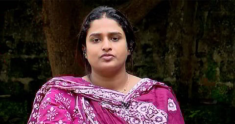 ജീവനൊടുക്കിയ കോണ്ഗ്രസ് പ്രവര്ത്തകന് എന്.എം. വിജയന്റെ മരുമകള് ആത്മഹത്യക്ക് ശ്രമിച്ചു