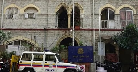 Navy officer dies
