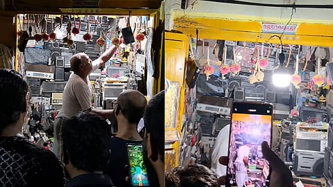 Devotees wait to listen to 'Mahalaya