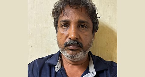 അമ്മയുടെ നേർക്ക് തോക്ക് ചൂണ്ടി സ്വത്ത് തട്ടിയെടുക്കാൻ ശ്രമം; മകൻ അറസ്റ്റില്; സംഭവം അടൂരിൽ