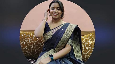 "പപ്പാ, മമ്മി.. സോറി, നിങ്ങളുടെ പ്രതീക്ഷകൾക്കൊത്ത് ഉയരാൻ എനിക്ക് കഴിഞ്ഞില്ല"; റായ്ഗഡിൽ എൻജിനീയറിങ് വിദ്യാർത്ഥിനി ജീവനൊടുക്കി; വിങ്ങലായി ആത്മഹത്യാക്കുറിപ്പ് | Student Suicide