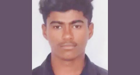 ഓൺലൈൻ വാതുവയ്പ്പിൽ ലക്ഷം രൂപ നഷ്ടമായി; തെലങ്കാനയിൽ 18-കാരൻ ജീവനൊടുക്കി | Online Betting Suicide