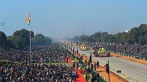കേരളത്തിന് അംഗീകാരം; റിപ്പബ്ലിക് ദിന പരേഡിൽ വാട്ടർ മെട്രോയും ഡിജിറ്റൽ സാക്ഷരതയും പ്രമേയമാക്കി കേരളത്തിന്റെ ടാബ്ലോ | Kerala Republic Day Tableau 2026