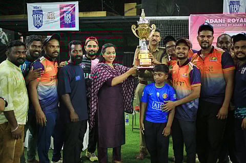 രണ്ടാമത് അദാനി റോയല്സ് കപ്പ് സ്ട്രൈക്കേഴ്സ് പള്ളിത്തെരുവിന്