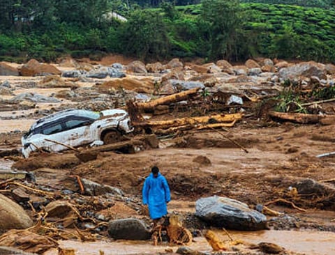 ശനിയാഴ്ച 4 മൃതദേഹങ്ങൾക്കൂടി ലഭിച്ചു, ആകെ മരണം 427 ആയി