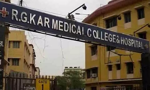 മെഡിക്കൽ കോളേജുകളിലെ ഡോക്ടർമാർ നാളെ 24 മണിക്കൂർ സമരത്തിൽ