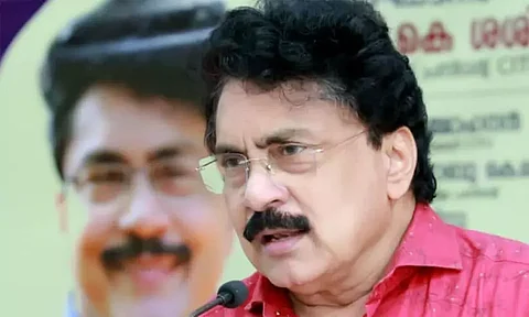 ‘ഗുരുതര പിഴവുകൾ സംഭവിച്ചു’; പി കെ ശശിയെ കെടിഡിസി ചെയർമാൻ സ്ഥാനത്ത് നിന്ന് നീക്കണമെന്ന് ജില്ലാ സമ്മേളനത്തിൽ ആവശ്യം | PK Sasi