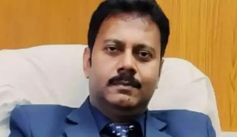 അഴിമതി അന്വേഷണത്തിൽ കൊൽക്കത്ത ആശുപത്രി മുൻ പ്രിൻസിപ്പലിൻ്റെ വീട്ടിൽ സിബിഐ റെയ്ഡ്