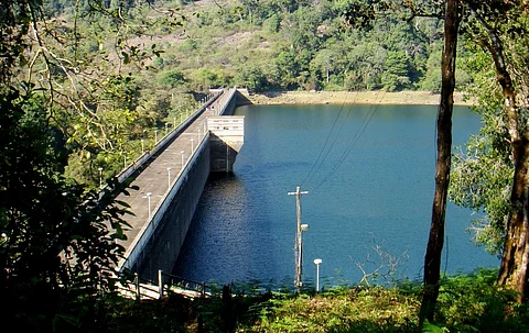 ജലനിരപ്പുയർന്നു: ഷോളയാർ ഡാമിൽ ഒരു ഷട്ടർ തുറന്നു, ചാലക്കുടി പുഴയുടെ തീരത്തുള്ളവർക്ക് മുന്നറിയിപ്പ്