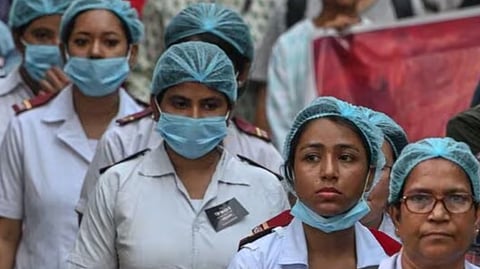 കൊല്ക്കത്തയിൽ ഡോക്ടർ കൊല്ലപ്പെട്ട സംഭവം: ഡി എൻ എ ഫലം ലഭിച്ചാൽ അന്വേഷണം പൂർത്തിയാകുമെന്ന് സി ബി ഐ | Kolkata rape and murder case updates