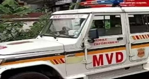 ബസ്സുകളുടെ മത്സരയോട്ടത്തിൽ നടപടിയുമായി എം വി ഡി