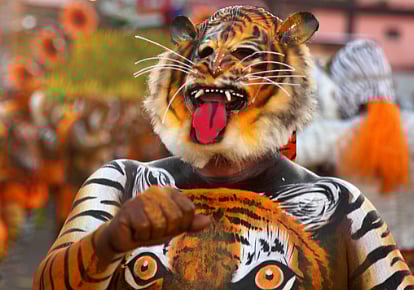 തൃശൂരിൽ പുലികളി നടത്താൻ തീരുമാനിച്ച് കോർപ്പറേഷൻ കൗൺസിൽ