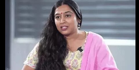 എന്ത് ധാർമികതയുടെ അടിസ്ഥാനത്തിലാണ് അവർ രാജിവെച്ചത് : അമ്മയിലെ കൂട്ട രാജിയിൽ പ്രതികരിച്ച് പത്മപ്രിയ