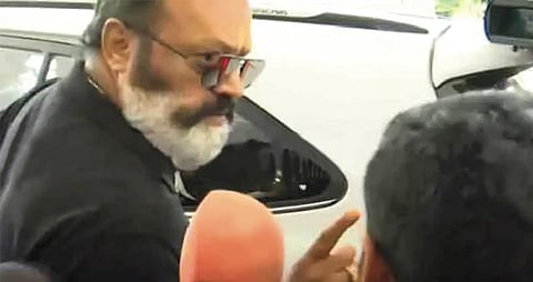മാധ്യമപ്രവർത്തകരെ കയ്യേറ്റം ചെയ്തെന്ന പരാതി: സുരേഷ് ഗോപിക്കെതിരെ കേസെടുക്കേണ്ടതില്ലെന്ന് പോലീസ്