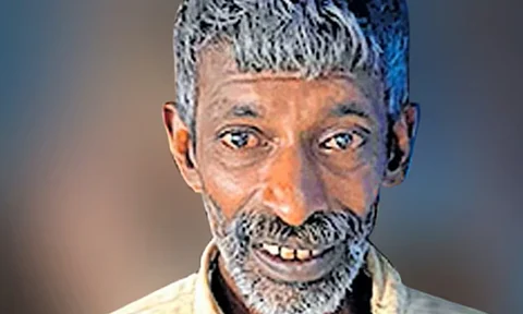 ‘എനിക്ക് പെണ്കുട്ടി ഇല്ലാത്തതിനാല് ഒപ്പം കൂട്ടി’: ട്രെയിനില് രണ്ടരവയസ്സുകാരിയെ തട്ടിക്കൊണ്ടുപോയ മലയാളി അറസ്റ്റില് | man arrested for abducting girl