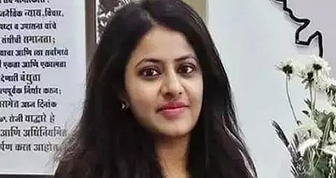 വ്യാജരേഖ ചമച്ച് ഐഎഎസ്; പൂജ ഖേദ്കറെ സർവീസിൽനിന്ന് പിരിച്ചുവിട്ടു