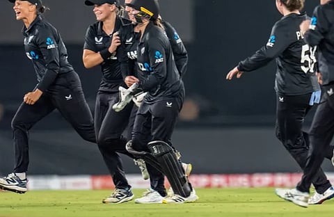 രണ്ടാം ഏകദിനം: ഇന്ത്യക്കെതിരെ ന്യൂസിലൻഡിന് 76 റൺസിൻ്റെ വിജയം