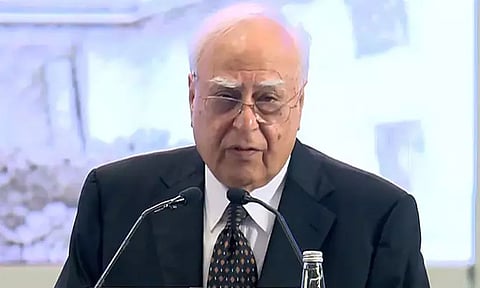 മോഹൻ ഭാഗവതിന്റെ പരാമർശങ്ങളും ബി.ജെ.പി സർക്കാറിന്റെ പ്രവൃത്തിയും തമ്മിൽ ഒരു ബന്ധവുമില്ലാതായി; കപിൽ സിബൽ