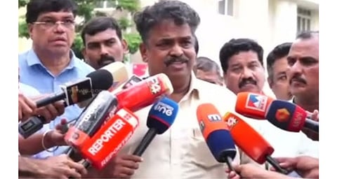 സതീഷ് കൃഷ്ണ സെയിലിന് ഇന്ന് നിര്ണായകം; ഖനന കേസില് ഇന്ന് വിധിപറയും; കൃത്യത്തില് നേരിട്ട് പങ്കെടുത്തിട്ടില്ലെന്ന് കാര്വാര് എംഎല്എയുടെ വാദം