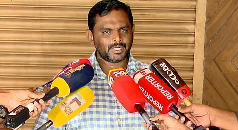 ‘അർജുൻ്റെ കുടുംബത്തിനെതിരെ സൈബർ ആക്രമണം പാടില്ല, ശിക്ഷിച്ചാലും കുടുംബത്തോടൊപ്പം’: ലോറിയുടമ മനാഫ് | Shiroor Arjun