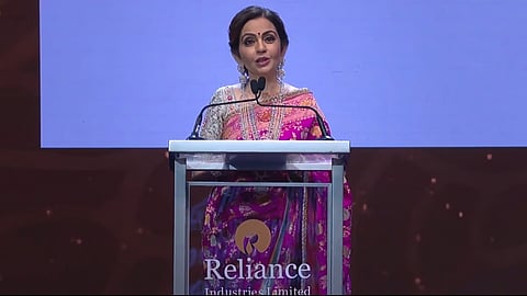 സ്ത്രീകൾക്കും കുട്ടികൾക്കും സൗജന്യ ചികിത്സ പദ്ധതിയുമായി നിതാ അംബാനി | Free treatment scheme by Nita Ambani