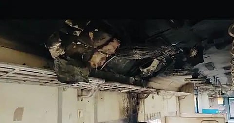 ട്രെയിനിൽ തീപിടിത്തം; നിരവധി യാത്രക്കാർക്ക് പരിക്ക്