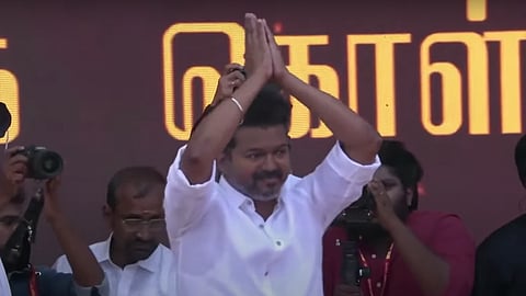 ജാതി സെൻസസ് നടപ്പാക്കണം; മുഖ്യ ശത്രു അഴിമതിയും അസമത്വവും: വിജയ്
