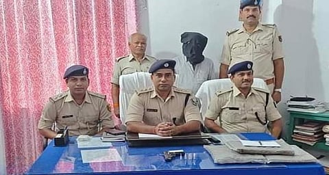 വൻ തോതിൽ കഞ്ചാവും, ആയുധവും, വെടിയുണ്ടകളും; പിയൂടികൂടിയത് രഹസ്യവിവരത്തിന്റെ അടിസ്ഥാനത്തിൽ നടത്തിയ പരിശോധനയിൽ; ഒരാൾ കസ്റ്റഡിയിൽ