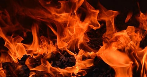 പശ്ചിമ ബംഗാളിലെ ഹൗറയിൽ വീട്ടിൽ തീപിടിത്തം: മൂന്ന് കുട്ടികൾ മരിച്ചു