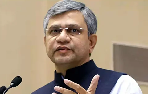 Railways to prepare reservation charts eight hours in advance