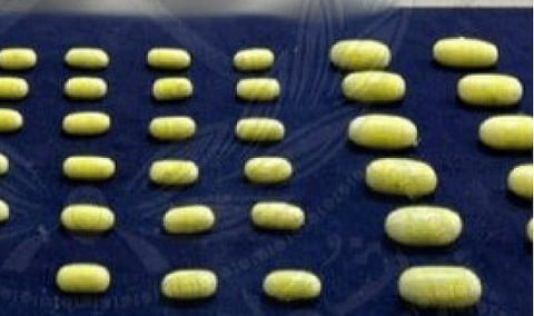 ശരീരത്തിൽ ഒളിപ്പിച്ച മയക്കുമരുന്നുമായി മസ്കത്ത് വിമാനത്താവളത്തിൽ ഏഷ്യക്കാരൻ പിടിയിൽ