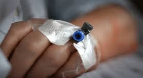 മേപ്പാടിയിൽ ഭക്ഷ്യവിഷബാധ; ഒമ്പതാംക്ലാസ് വിദ്യാര്ത്ഥിനി കൂടി ചികിത്സ തേടി | Food poisoning in Meppadi