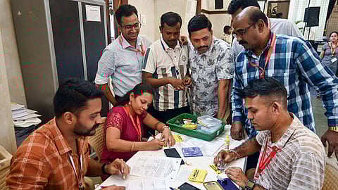 മഹാരാഷ്ട്രയിലും ഝാർഖണ്ഡിലും ജനങ്ങൾ ആർക്കൊപ്പം?: കൂടിക്കാഴ്ച്ച നടത്തി മഹാവികാസ് അഘാഡി സഖ്യം | Maharashtra, Jharkhand Election 2024
