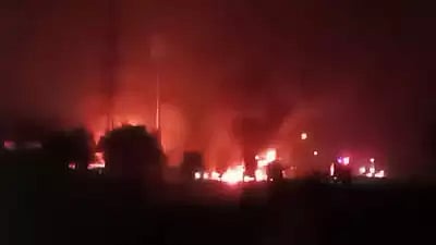 ജയ്പൂരിലെ പെട്രോൾ പമ്പിൽ വൻ തീപിടിത്തം: 5 മരണം; നിരവധി പേർക്ക് പരിക്ക് | Massive fire outside jaipur petrol pump