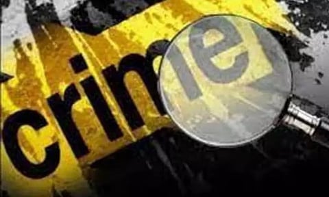 സ്വത്ത് തർക്കം; അച്ഛനെയും രണ്ടാനമ്മയെയും കൊലപ്പെടുത്തി യുവാവ്; പ്രതിക്കായി തിരച്ചിൽ | Young man killed father