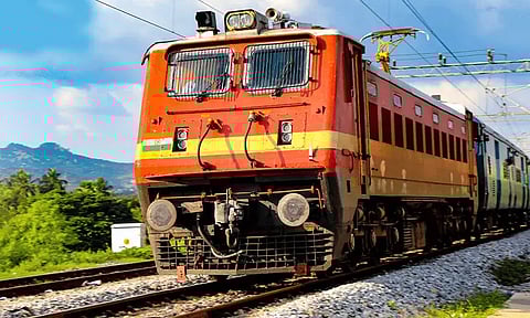 കേരളത്തിൽ നിന്നും ചെന്നൈയിലേക്ക് പ്രത്യേക ട്രെയിനുകള് | Train Service Updates