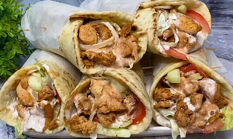 ഷവർമ പാക്കറ്റിൽ തീയതിയും സമയവും: നിർദേശം കർശനമായി പാലിക്കണം; ഹൈകോടതി | High Court of Kerala