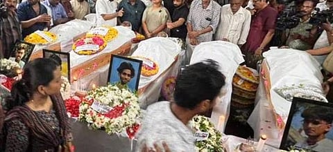 ഇനിയൊരു തിരിച്ചുവരവില്ല: ആലപ്പുഴ വാഹനാപകടത്തിൽ മരിച്ച വിദ്യാർത്ഥികളുടെ മൃതദേഹങ്ങൾ സ്വദേശങ്ങളിലേക്ക് കൊണ്ടുപോയി | Medical students died in Alappuzha accident