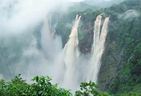 പുതുവത്സരാഘോഷം : ജോഗ് വെള്ളച്ചാട്ടത്തിലേക്ക് സഞ്ചാരികൾക്ക് പ്രവേശനം അനുവദിച്ചു | Entry to Jog Falls is allowed