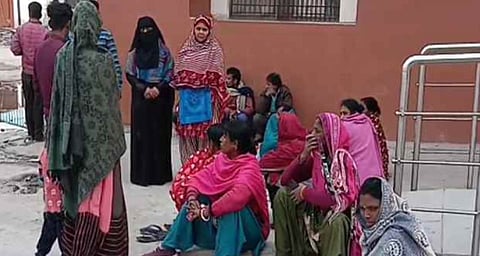 സ്ത്രീധനമായി ബൈക്ക് നൽകാത്തതിൻ്റെ പേരിൽ ക്രൂര പീഡനം; യുവതി ദുരൂഹ സാഹചര്യത്തിൽ മരിച്ച നിലയിൽ, ഭർതൃവീട്ടുകാർ ഒളിവിൽ | mysterious death