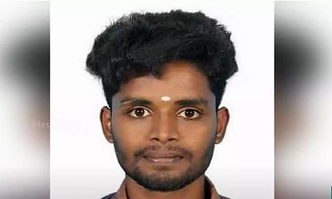 മുണ്ടക്കൈ ദുരന്തം അതിജീവിച്ച യുവാവ് ഇനി ഇല്ല; മരണം കരൾ രോഗത്തെതുടർന്ന്