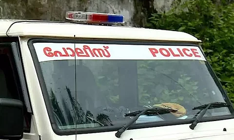 കോൺഗ്രസ് പ്രവർത്തകന്റെ വീട്ടിലേക്ക് സ്ഫോടക വസ്തുക്കൾ എറിഞ്ഞു | Explosives