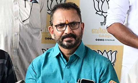 രാജിയിൽ നിന്ന് പിന്നോട്ടില്ലെന്ന് പാലക്കാട് നഗരസഭാ കൗണ്സിലര്മാര്; സംസ്ഥാന അധ്യക്ഷന് കത്ത് നൽകും | Resignation