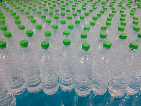 പ്ലാസ്റ്റിക് നിരോധനത്തിൽ രാജ്യത്തിന് മാതൃകയായി കേരളം; ഹരിതകുപ്പിവെള്ളത്തിന്റെ വിപണനത്തിന് സംസ്ഥാനം സജ്ജം |  Compostable Water Bottles