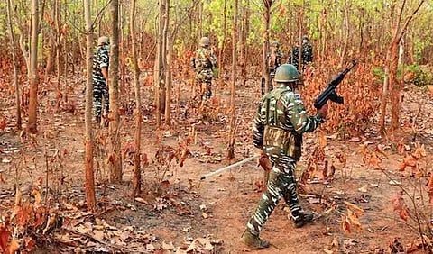 ഛത്തീസ്ഗഢിൽ വീണ്ടും ഏറ്റുമുട്ടൽ: 12 നക്സലുകൾ വെടിയേറ്റ് മരിച്ചു | 12 Naxalites killed in encounter