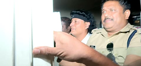 ലൈംഗികാധിക്ഷേപ കേസ്; ബോബി ചെമ്മണ്ണൂരിനെ അറസ്റ്റ് ചെയ്തു | Bobby Chemmannur got arrested