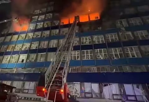 ഉക്രൈനിലെ ജനവാസ കേന്ദ്രങ്ങളിൽ റഷ്യയുടെ ബോംബാക്രമണം; 13 പേർക്ക് ജീവൻ നഷ്ടപ്പെട്ടു; മുപ്പതിലധികം പേർക്ക് ഗുരുതര പരിക്ക് | Russia bombing Ukraine